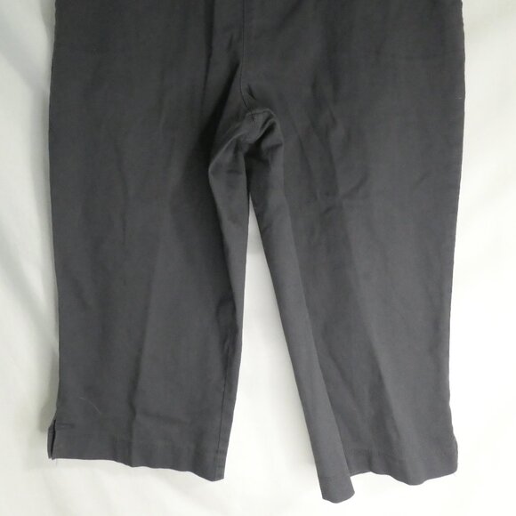 CROFT & BARROW | Stretch | large | Dark Grey Long Shorts | Stretchy Waistband - Picture 7 of 16